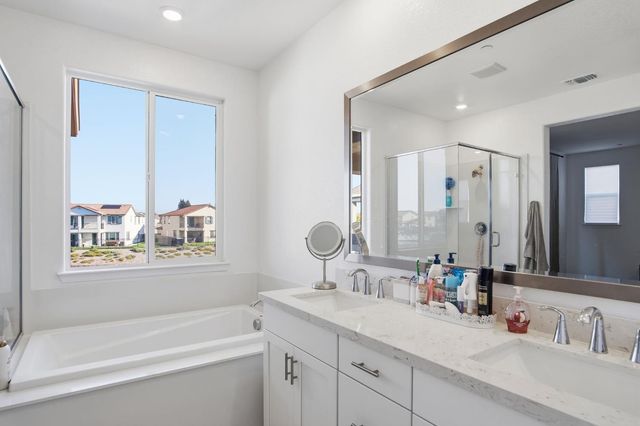 10362 Baldy Dr, Stockton, CA 95219