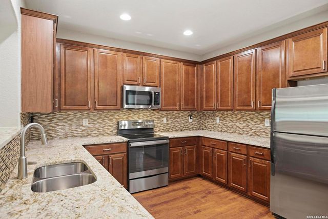 7647 Presidio Crst, Boerne, TX 78015