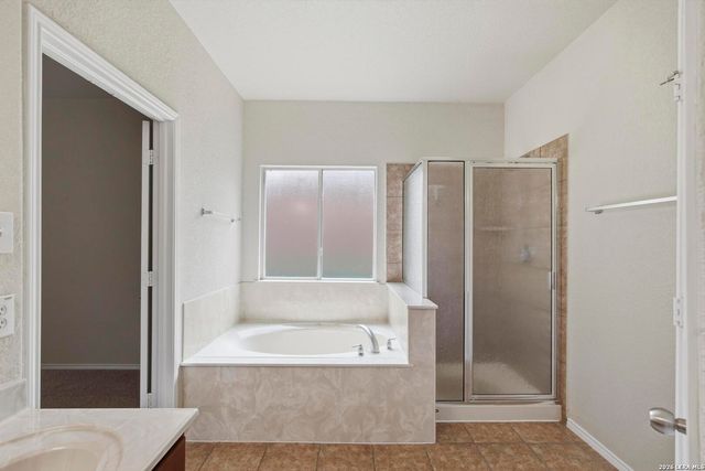 7647 Presidio Crst, Boerne, TX 78015