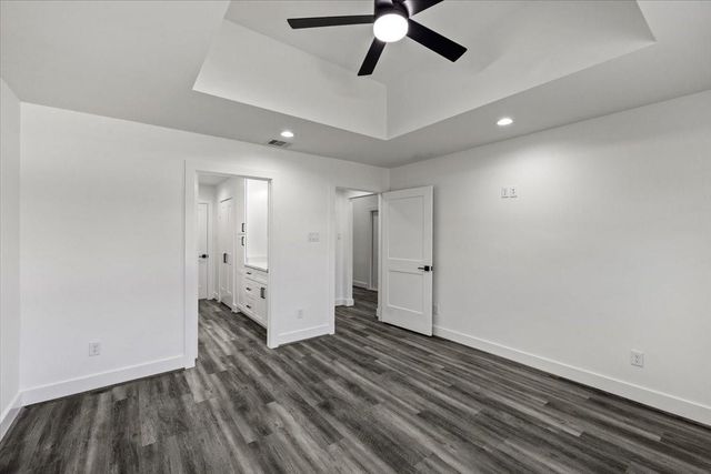 14103 W 3rd Street, Santa Fe, TX 77517