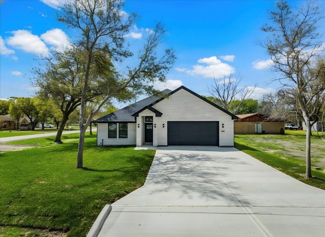 14103 W 3rd Street, Santa Fe, TX 77517