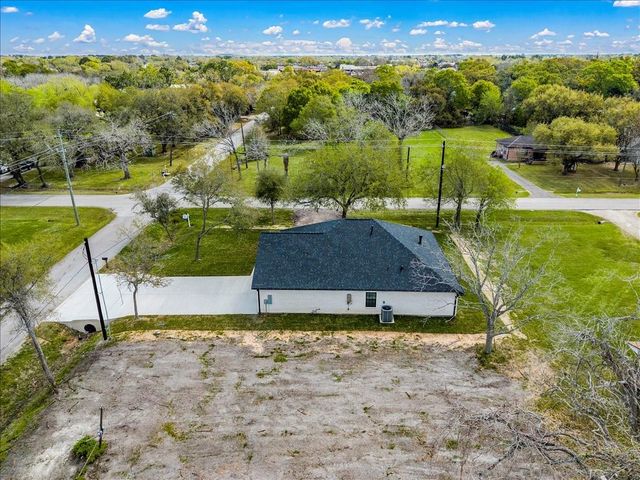 14103 W 3rd Street, Santa Fe, TX 77517