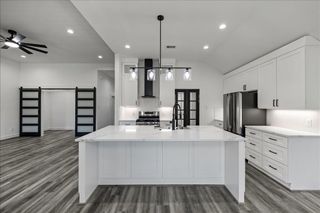 14103 W 3rd Street, Santa Fe, TX 77517