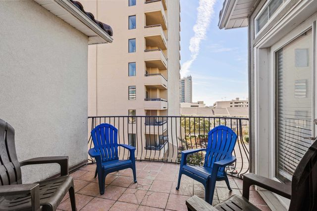 213 76th Ave N Apt C, Myrtle Beach, SC 29572