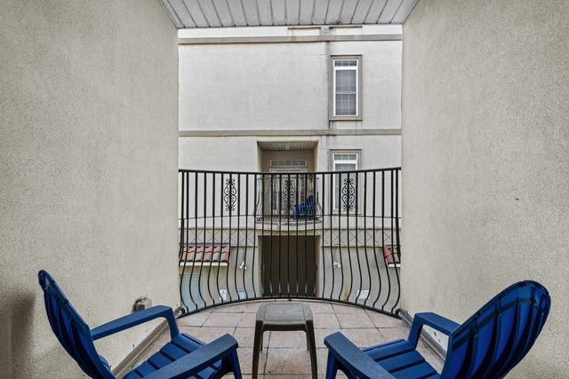 213 76th Ave N Apt C, Myrtle Beach, SC 29572