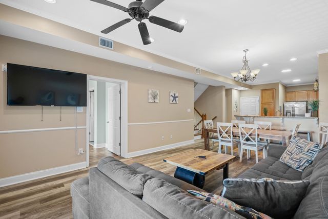 213 76th Ave N Apt C, Myrtle Beach, SC 29572