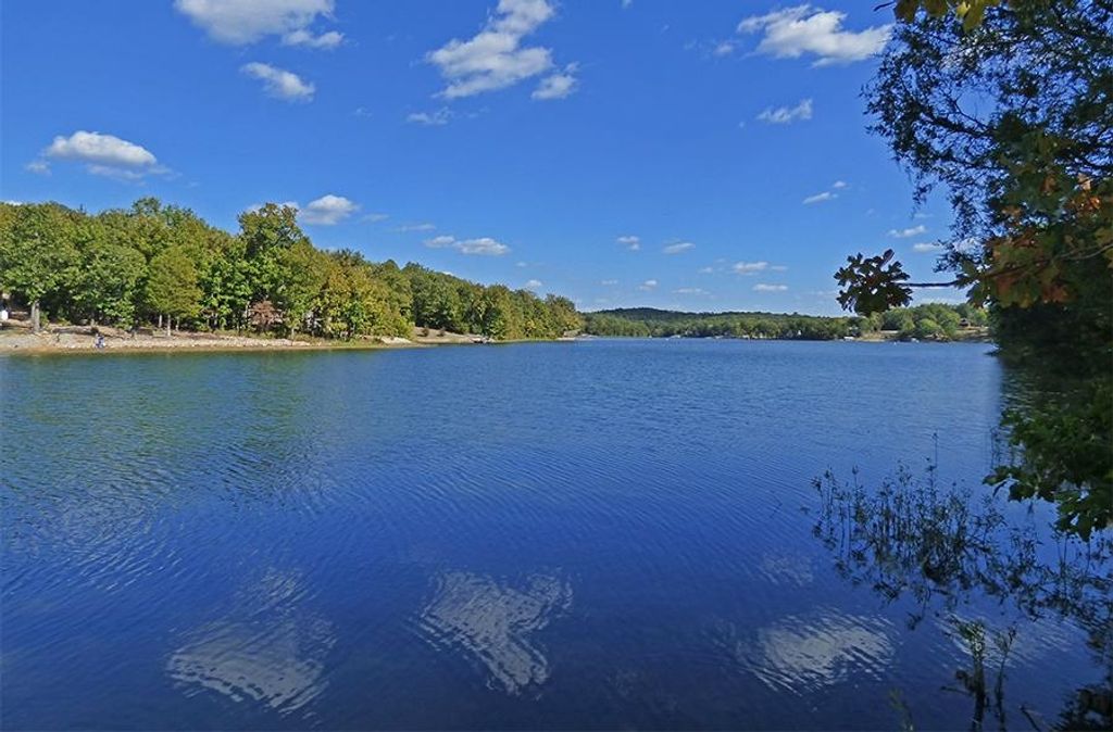 Okfuskee Lane, Cherokee Village, AR 72529