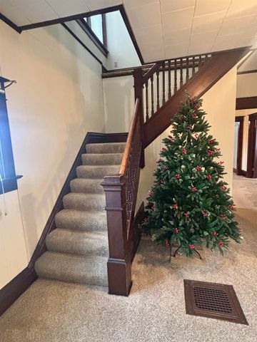 200 E Berry Street, Middlebury, IN 46540