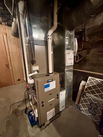 200 E Berry Street, Middlebury, IN 46540