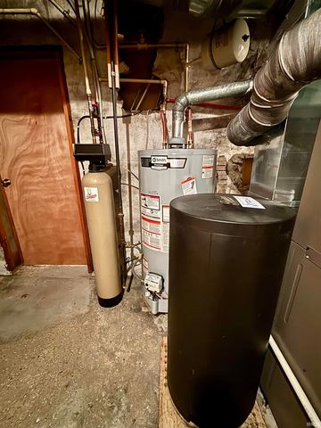 200 E Berry Street, Middlebury, IN 46540