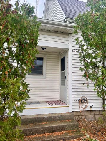 200 E Berry Street, Middlebury, IN 46540