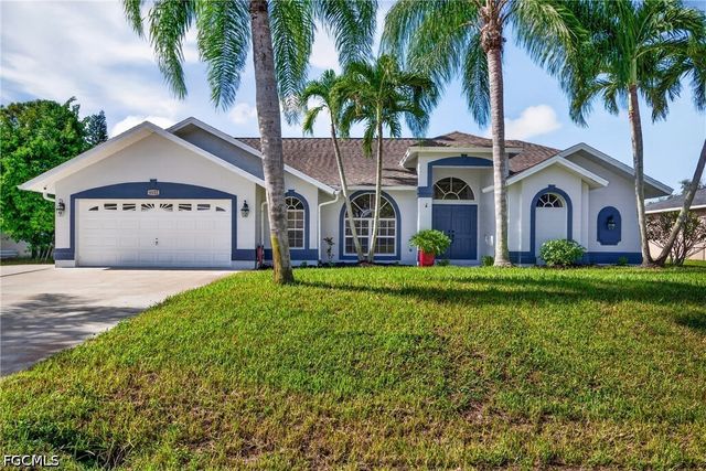 9132 Bryant RD, Fort Myers, FL 33967