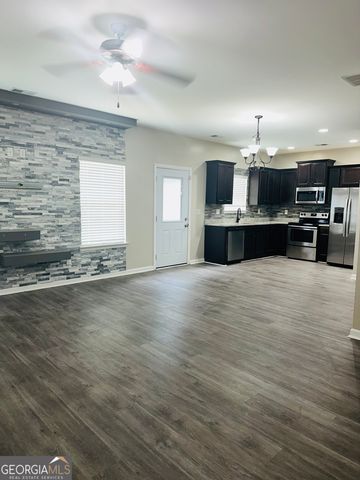 219 Magnaview Drive, Mcdonough, GA 30253