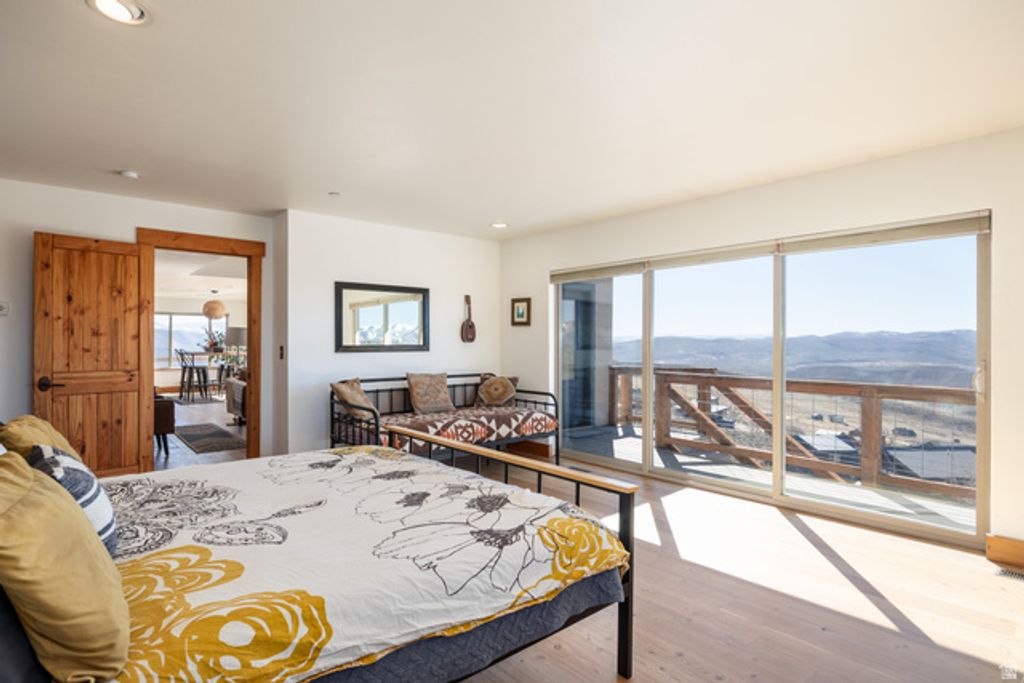 Image 18 of property listing at 277 E CRESTVIEW DR, Wanship, UT 84017