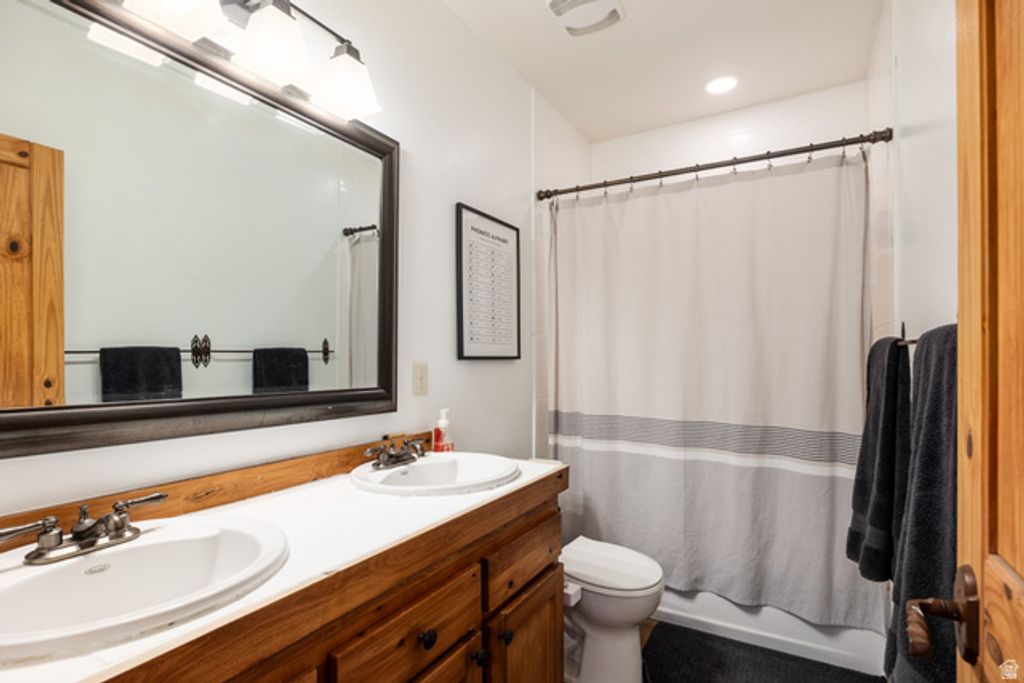 Image 29 of property listing at 277 E CRESTVIEW DR, Wanship, UT 84017