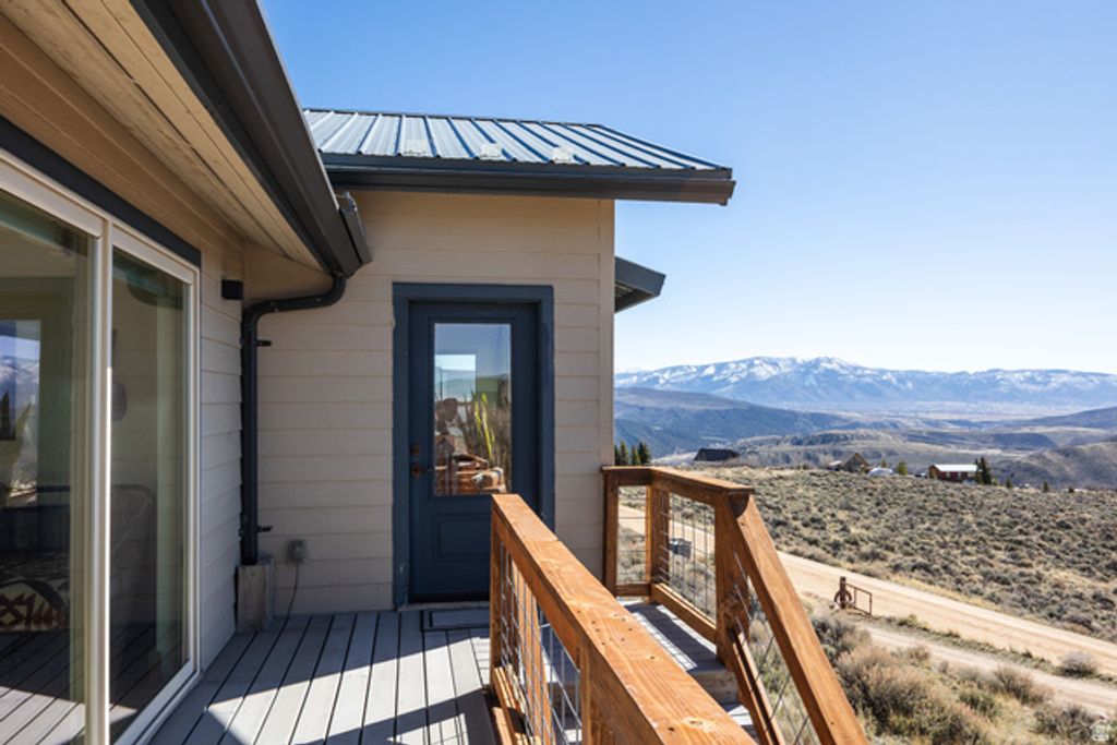 Image 36 of property listing at 277 E CRESTVIEW DR, Wanship, UT 84017
