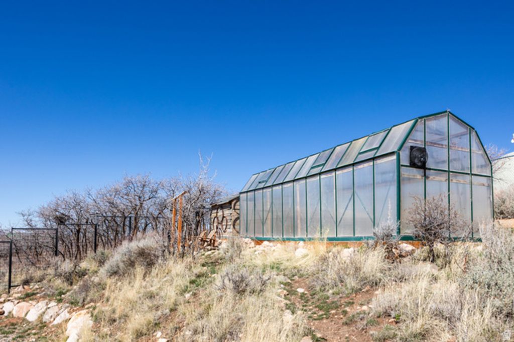 Image 41 of property listing at 277 E CRESTVIEW DR, Wanship, UT 84017