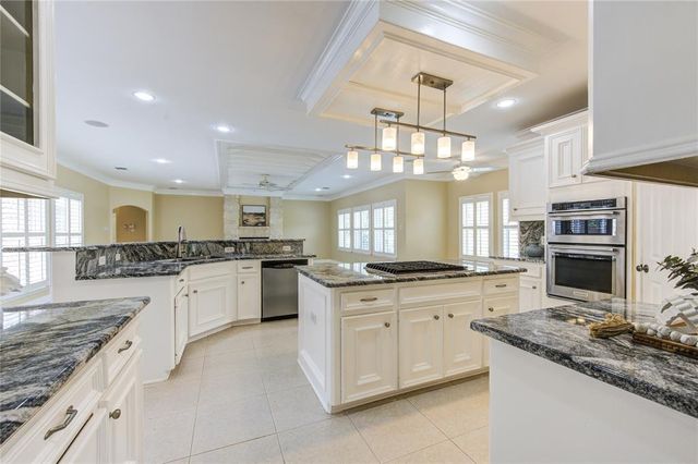 2007 N Greens Boulevard, Richmond, TX 77406