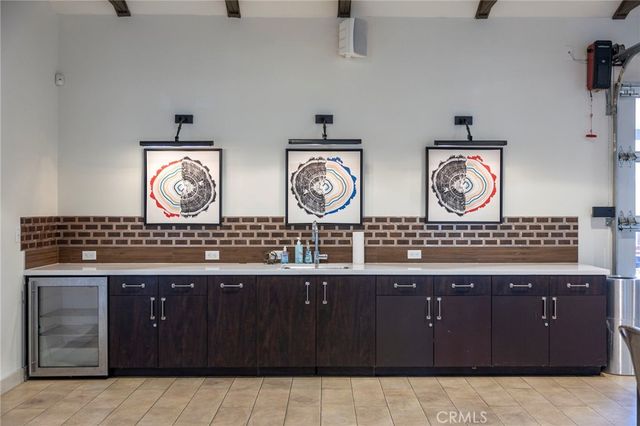 4032 S Cellars, Ontario, CA 91761