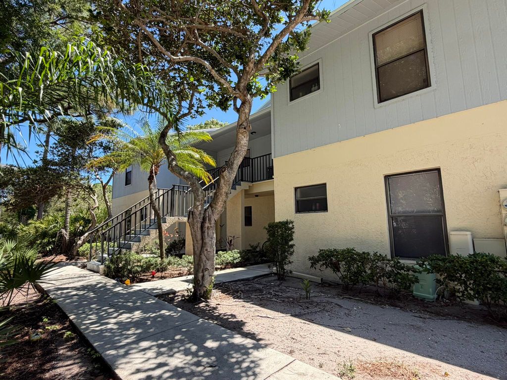 6551 SE Federal Highway 202, Stuart, FL 34997