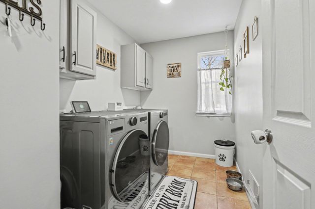 5929 E DE Avenue, Kalamazoo, MI 49004