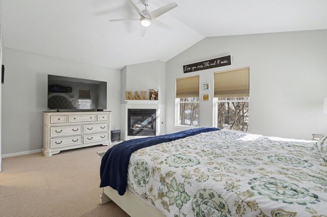 5929 E DE Avenue, Kalamazoo, MI 49004