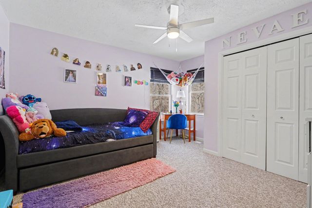 5929 E DE Avenue, Kalamazoo, MI 49004