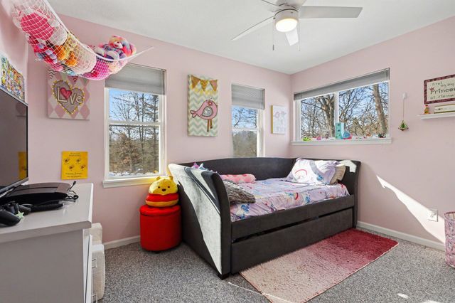 5929 E DE Avenue, Kalamazoo, MI 49004