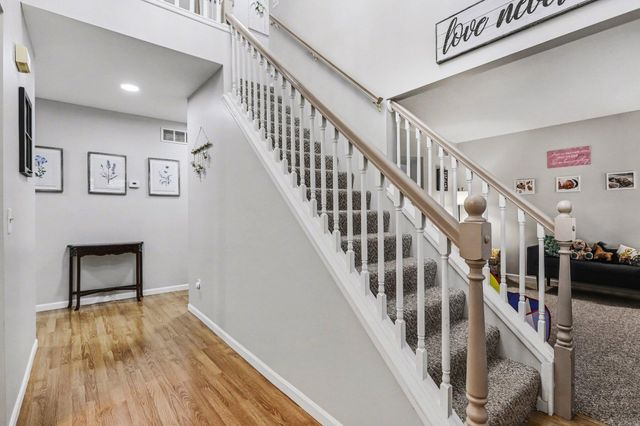 5929 E DE Avenue, Kalamazoo, MI 49004