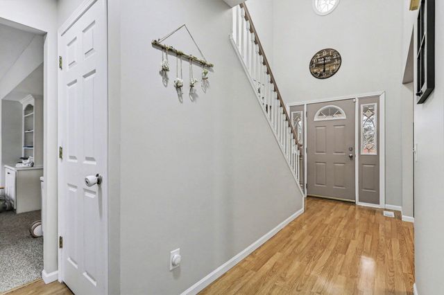 5929 E DE Avenue, Kalamazoo, MI 49004