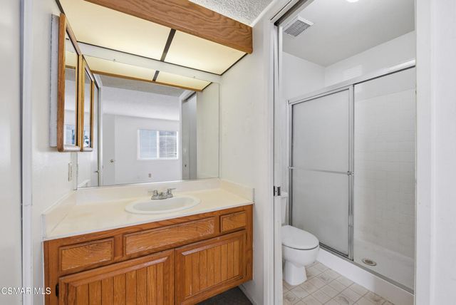 20342 Rue Crevier 613, Canyon Country, CA 91351