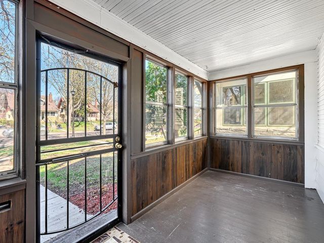 740 Como Avenue, Saint Paul, MN 55103