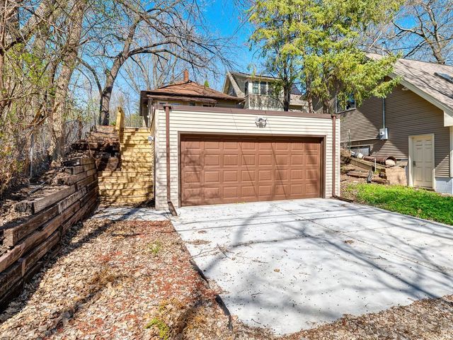 740 Como Avenue, Saint Paul, MN 55103