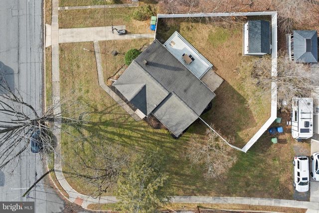 92 BAKER BLVD, Marlton, NJ 08053