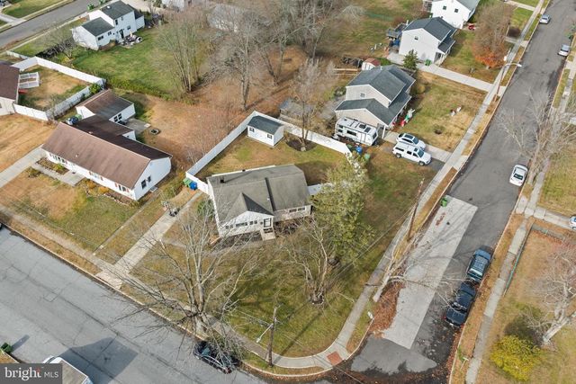 92 BAKER BLVD, Marlton, NJ 08053