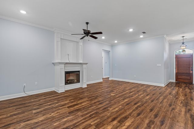 20 Island Oak, Hattiesburg, MS 39402