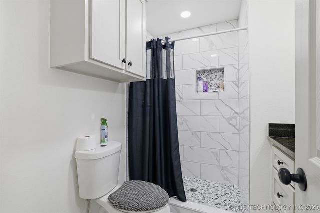 312 Godfrey Avenue, Colbert, OK 74733