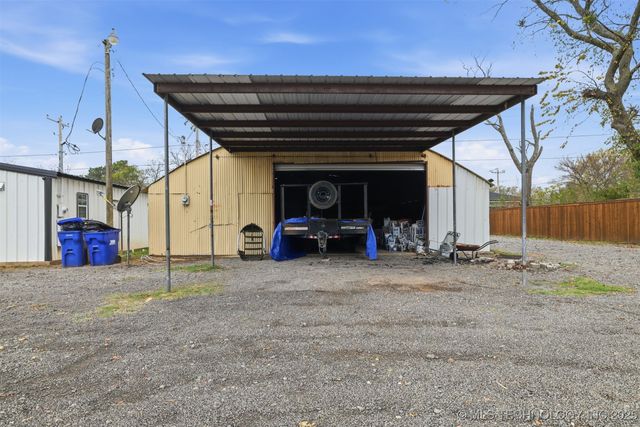 312 Godfrey Avenue, Colbert, OK 74733