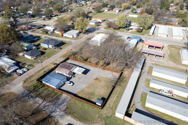 312 Godfrey Avenue, Colbert, OK 74733