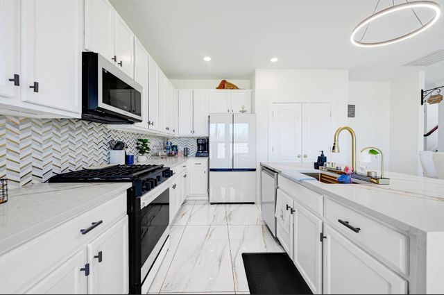 3216 Anderwood Arbor Lane, Pearland, TX 77584