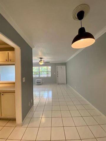 2916 FUNSTON Street 51A, Hollywood, FL 33020