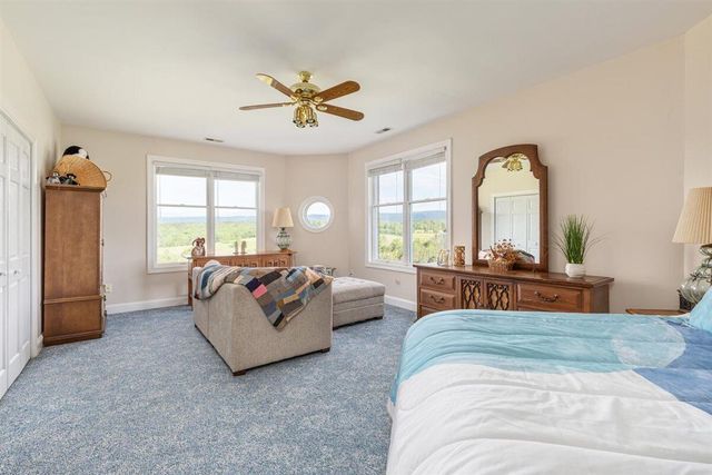 368 Ridge Hollow RD, Edinburg, VA 22824