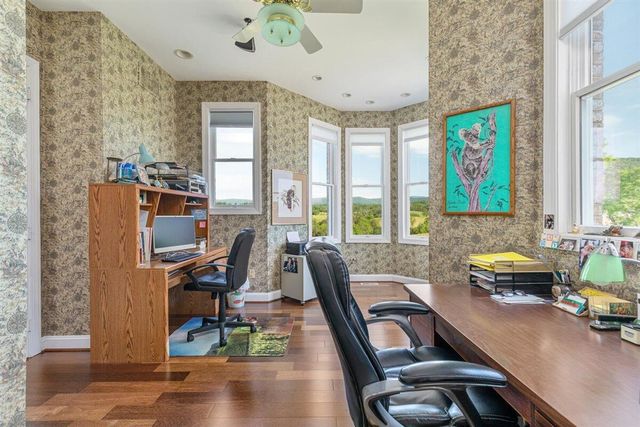 368 Ridge Hollow RD, Edinburg, VA 22824