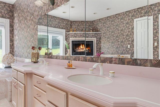 368 Ridge Hollow RD, Edinburg, VA 22824