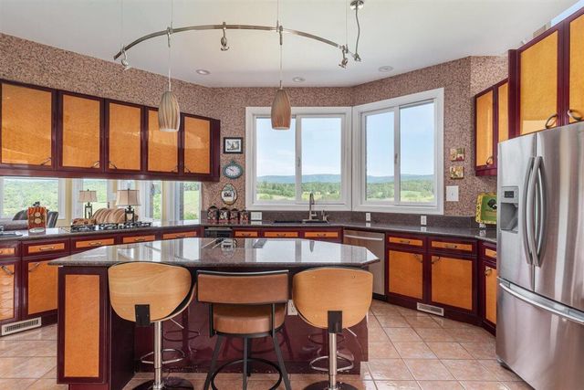 368 Ridge Hollow RD, Edinburg, VA 22824