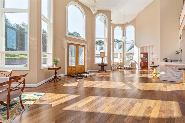 368 Ridge Hollow RD, Edinburg, VA 22824