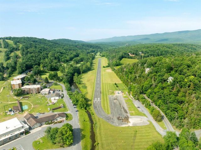 368 Ridge Hollow RD, Edinburg, VA 22824