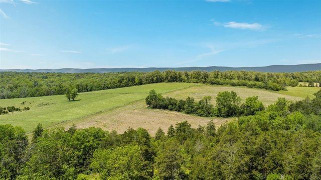 368 Ridge Hollow RD, Edinburg, VA 22824