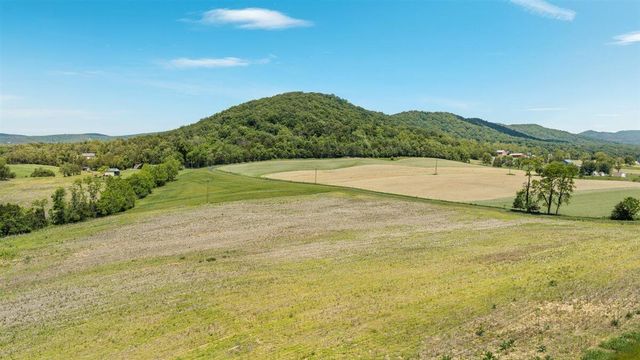 368 Ridge Hollow RD, Edinburg, VA 22824