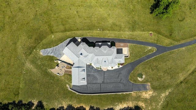 368 Ridge Hollow RD, Edinburg, VA 22824